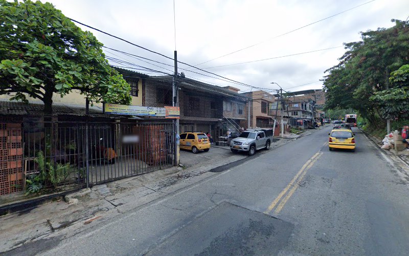 Ferreteria Y Encofrados Ortiz - Ferretería en Cali