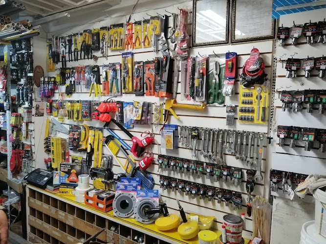 ferreteria y miscelanea ruiz - Ferretería en Cali