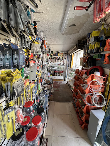 Ferroelectricos Cavi - Ferretería en Cali