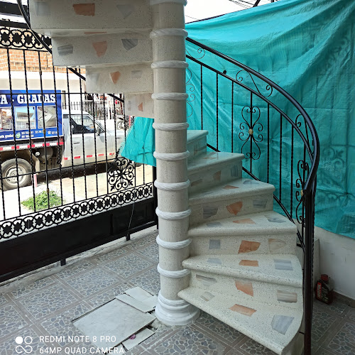 INSTA-GRADAS PREFABRICADAS CARACOL - Fábrica en Cali