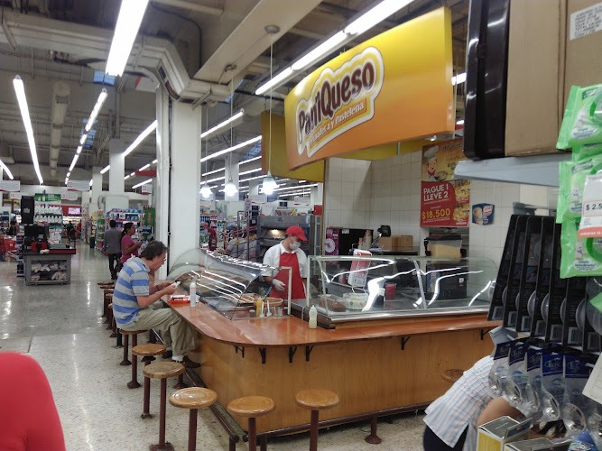 La Montaña Avenida Sexta - Supermercado en Cali