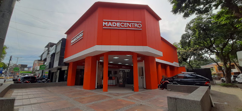 Madecentro Pasoancho - Tienda de suministros para trabajar la madera en Cali