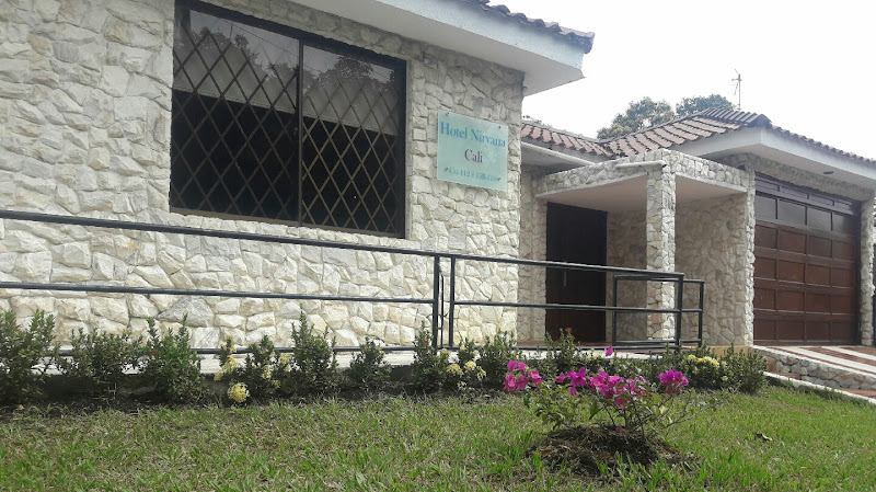 Aparta estudios - Nirvana Cali - Hotel en Cali