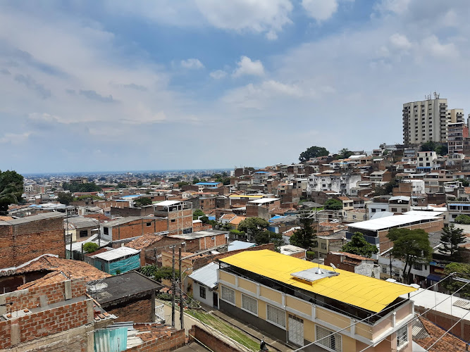 ApartaEstudios San Cayetano Cali - Hotel en Cali