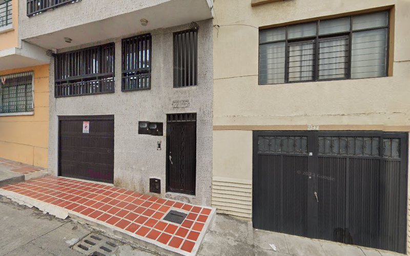 El Carmen Hostels - Albergue en Cali