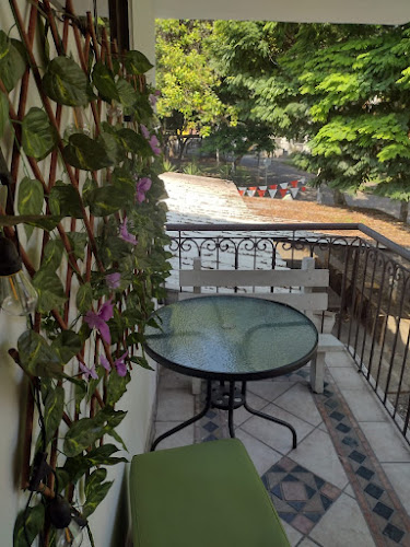 Hotel Hospedaje Estancias Alelí - Alojamiento con servicio en Cali