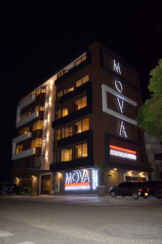 Mova Apartaestudios - Edificio de apartamentos en Cali