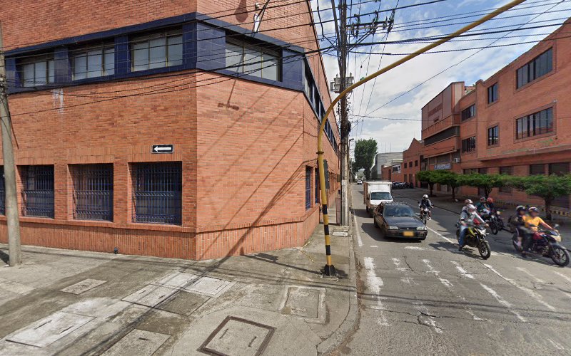 Tropica Guest House - Hotel en Cali