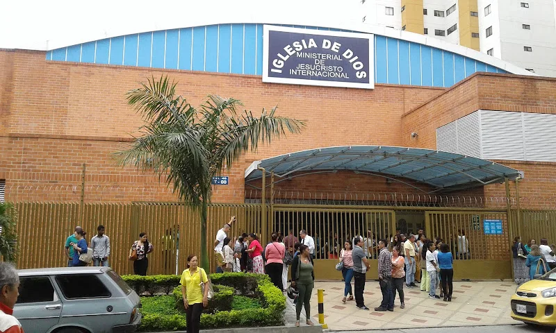 Iglesia de Dios Ministerial de Jesucristo Internacional - IDMJI Cali Cámbulos - Iglesia cristiana en Cali
