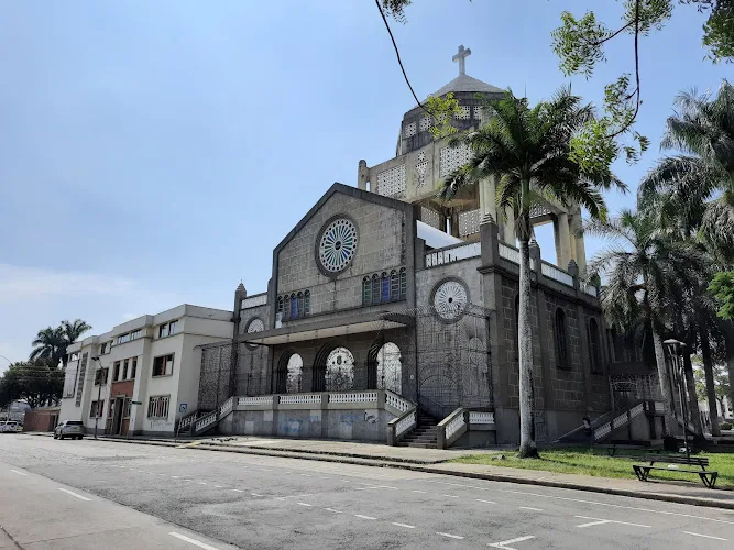 Iglesia El Templete - Carmelitas Descalzos - Iglesia en Cali