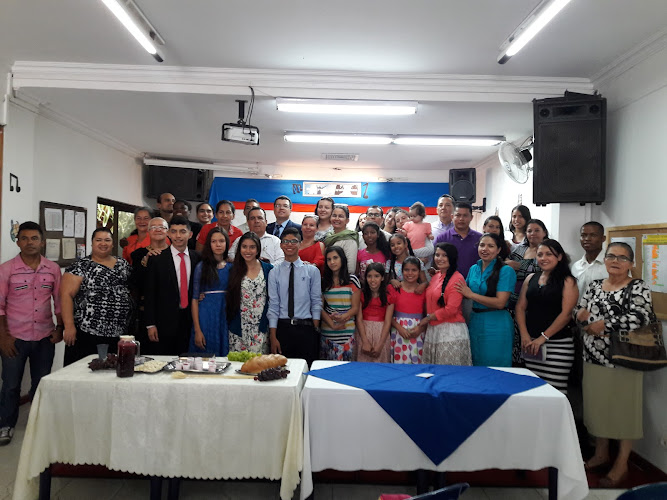Iglesia pentecostal unida de colombia. San Vicente, Cali - Iglesia pentecostal en Cali