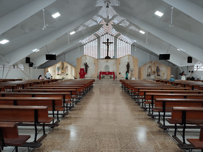 Iglesia San Juan Bautista - Iglesia católica en Cali