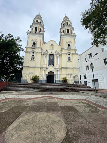Iglesia Santa Rosa de Lima - Iglesia en Cali