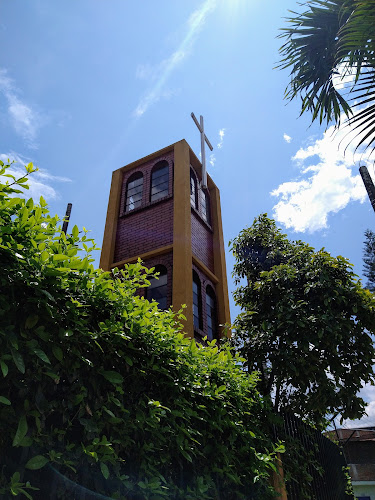 Parroquia San Juan Evangelista - Parroquia en Cali