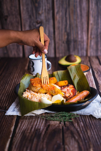 del valle del cauca - Restaurante - Restaurante colombiano en Cali