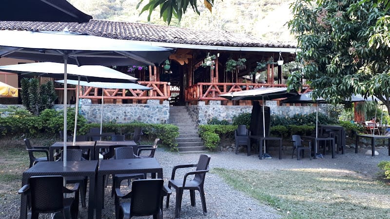 La Ramada Valluna Restaurante Campestre - Restaurante familiar en Cali