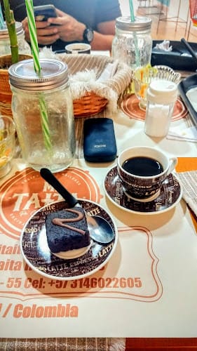 Restaurante Mi Taita Pa' Comer &#038; Beber - Restaurante en Cali