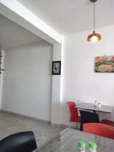 Restaurante Y Sevicheria Los Hijos De Don Pedro - Restaurante en Cali