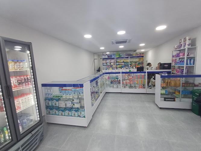 DROGUERIA Y MINIMARKET LA ESTACION - Farmacia en Cartagena