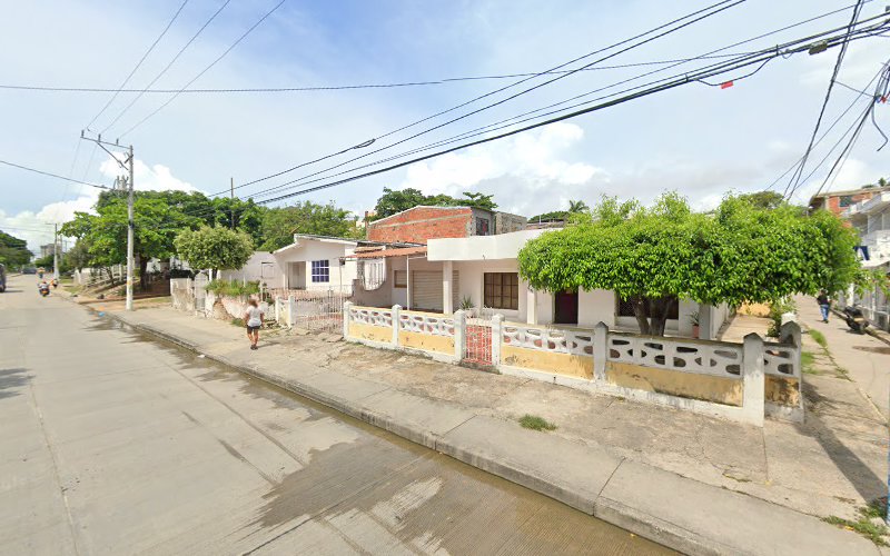 Droguería Y Variedades Proverbios - Farmacia en Cartagena