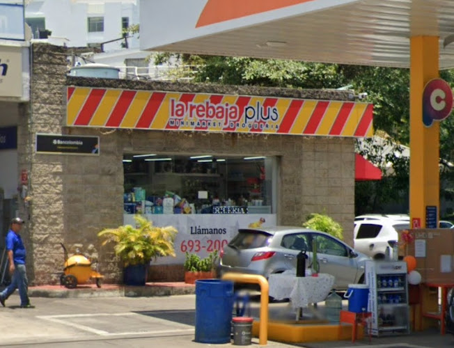 la rebaja Plus No. 24 DROGUERIA Y MINIMARKET EDS Mobil Pedro de Heredia Cartagena - Farmacia en Cartagena