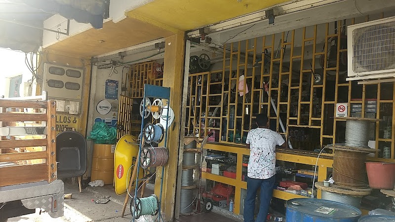 comercializadora tornillos y accesorios ltda - Ferretería en Cartagena