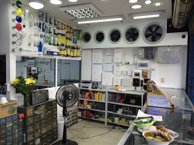 ELÉCTRICOS CARLOS VÉLEZ G. - Proveedor de materiales de construcción en Cartagena