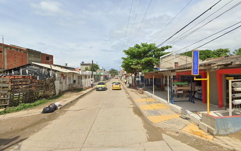 Ferretería Centro De Acopio - Ferretería en Cartagena