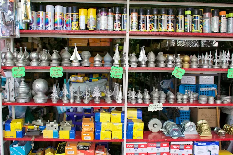 Ferreteria y Taller Arte Moderno - Ferretería en Cartagena