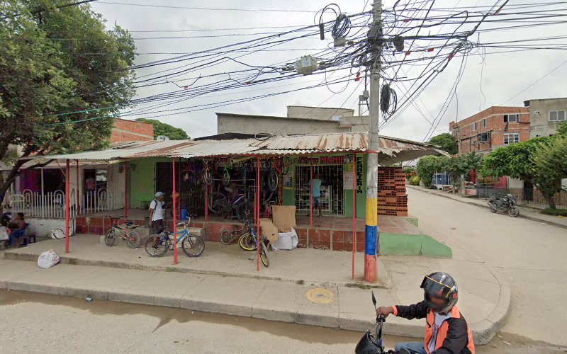 Ferro Momil Ferreteria - Ferretería en Cartagena