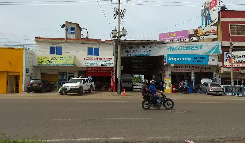 MANGUERAS CORREAS Y PARTES - Ferretería en Cartagena