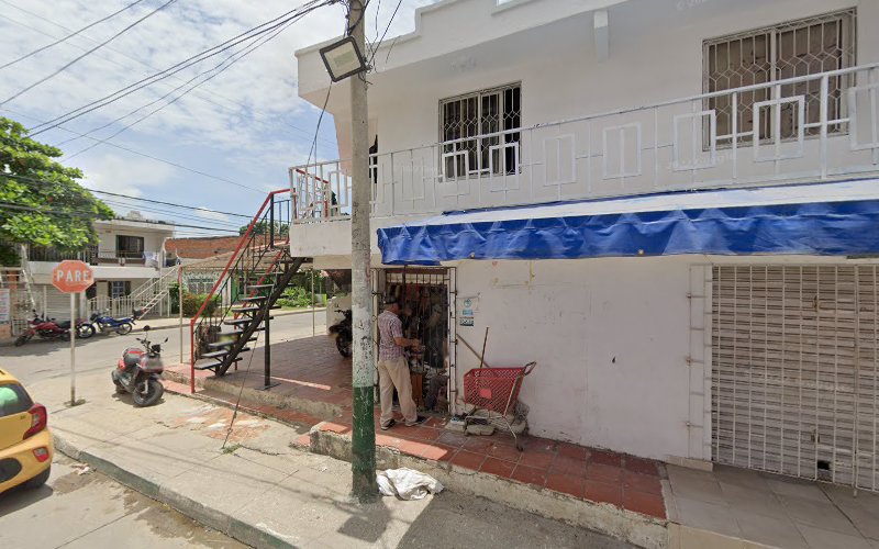 Tienda ferreteria y cacharerria Hugo - Ferretería en Cartagena