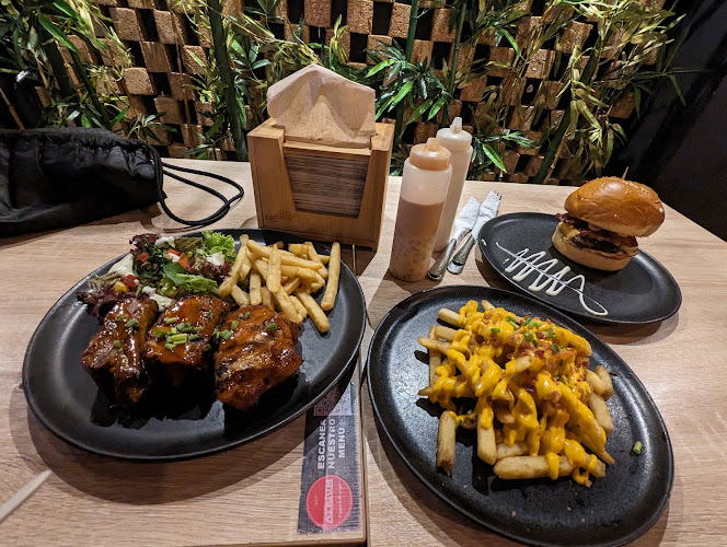 Atrium Food &#038; Drinks - Ejecutivos - Restaurante en Cartagena