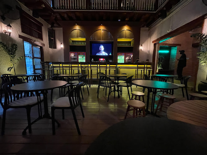 Porthos Steakhouse &#038; Pub Cartagena - Restaurante en Cartagena