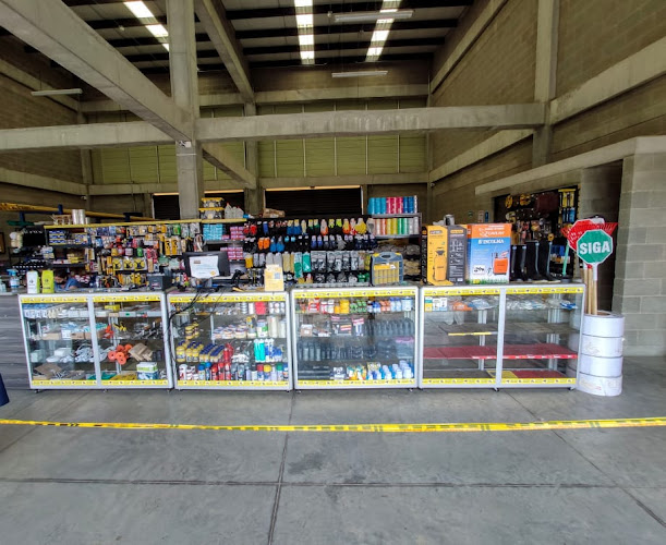 FLOWERS WORLD SUPPLY LA CEJA - Tienda de herramientas en La Ceja