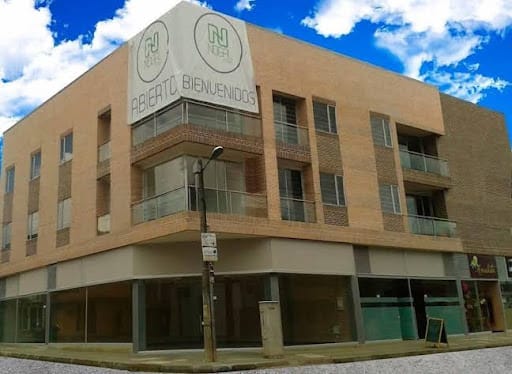 Hotel Aures - Hotel en La Ceja