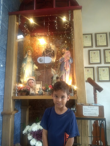 Santuario de el Divino Niño Emanuel - Capilla en La Ceja