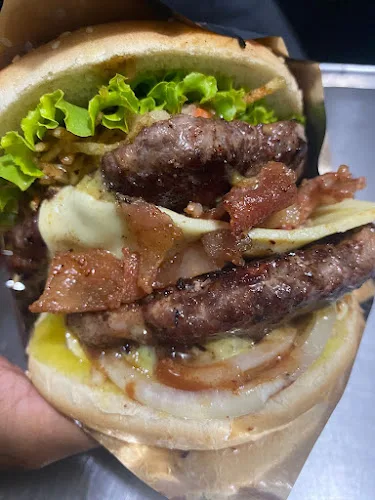 Comidas Rapidas JHONNY PERROS - Restaurante en La Ceja