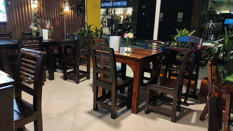 Las Papas de Lola - Restaurante de comida rápida en La Ceja