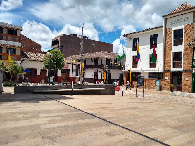 RESTAURANTE PUEBLA RESTOBAR - Restaurante en La Ceja