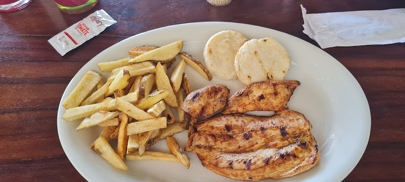 Simona Parrilla - Restaurante de brunch en La Ceja