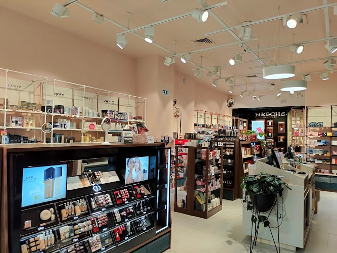 BLIND TESORO - Tienda de productos de belleza en Medellín