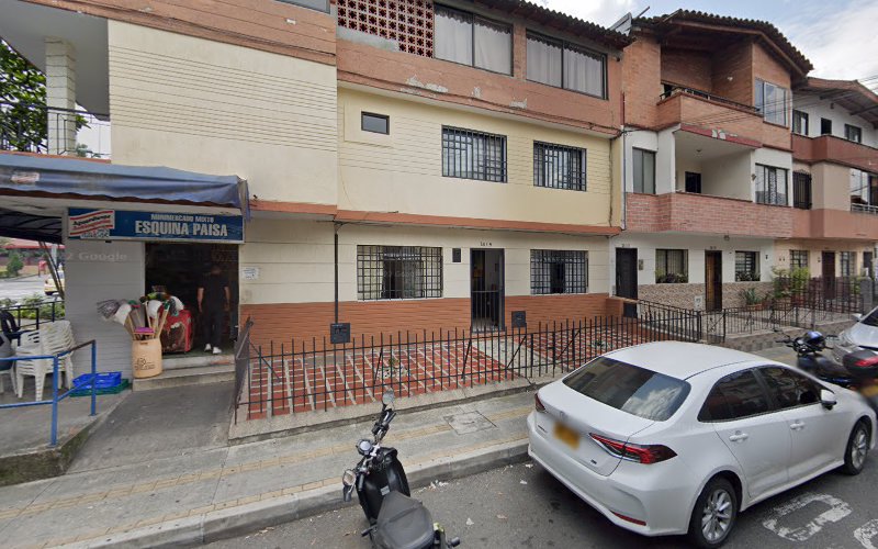 colsubsidio centro comercial los molinos - Farmacia en Medellín