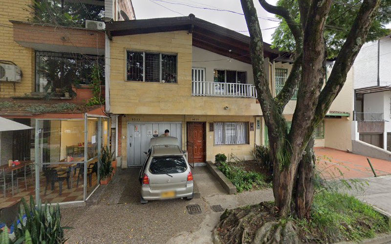 Disfarma, Belen Por La 30 - Farmacia en Medellín