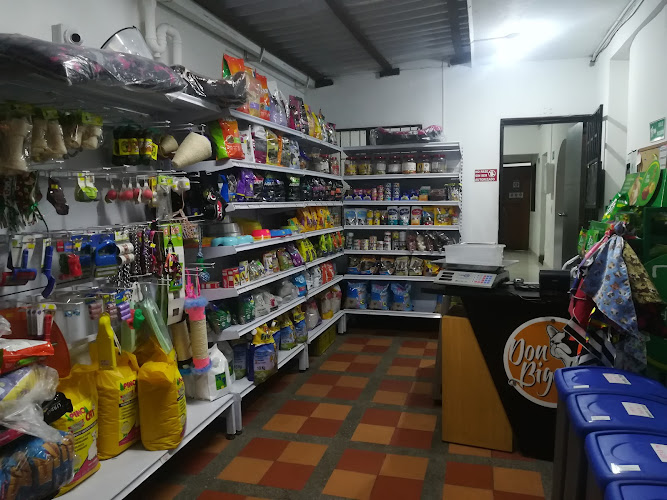 Don Bigotes Veterinaria, tienda y peluqueria - Hospital veterinario en Medellín