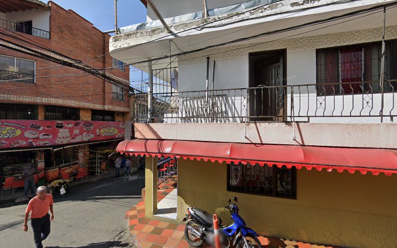 Drogas Fuente De Vida - Farmacia en Medellín