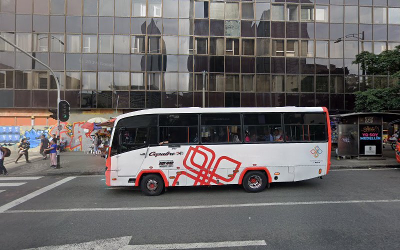 Drogas La Economía Kr46 - Farmacia en Medellín