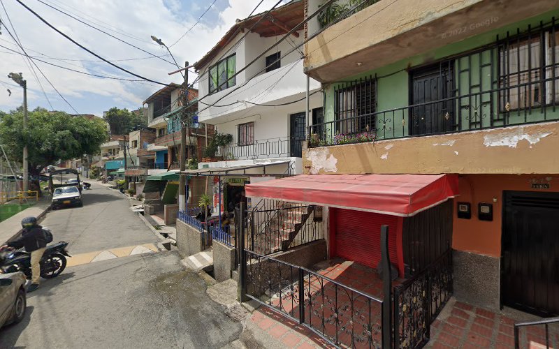 &#038; Drogueria - Farmacia en Medellín