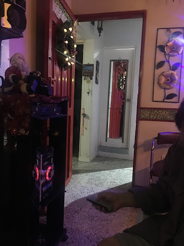 Droguería Aguas Frías - Farmacia en Medellín