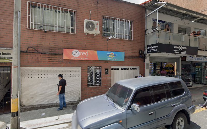 Droguería Albania 1 - Farmacia en Medellín